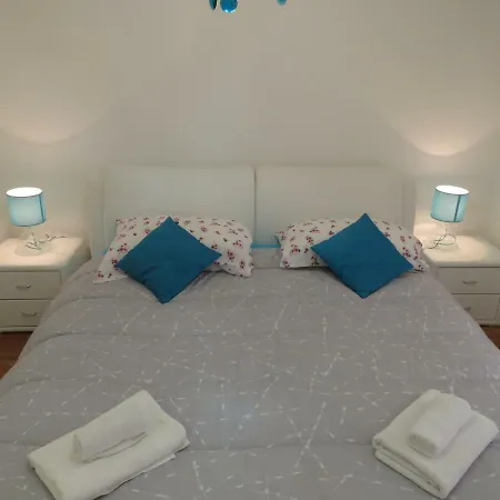 Luna Apartman *