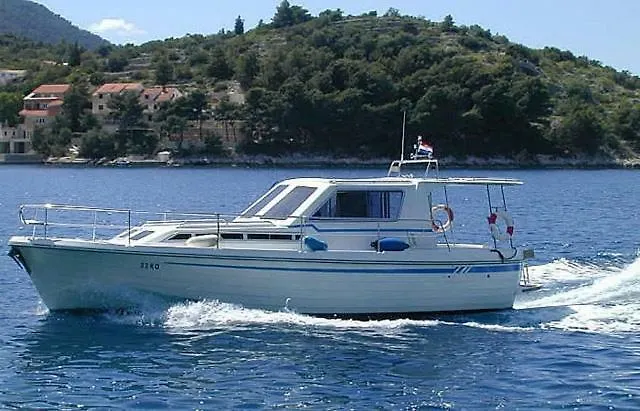 Luna * Σίμπενικ